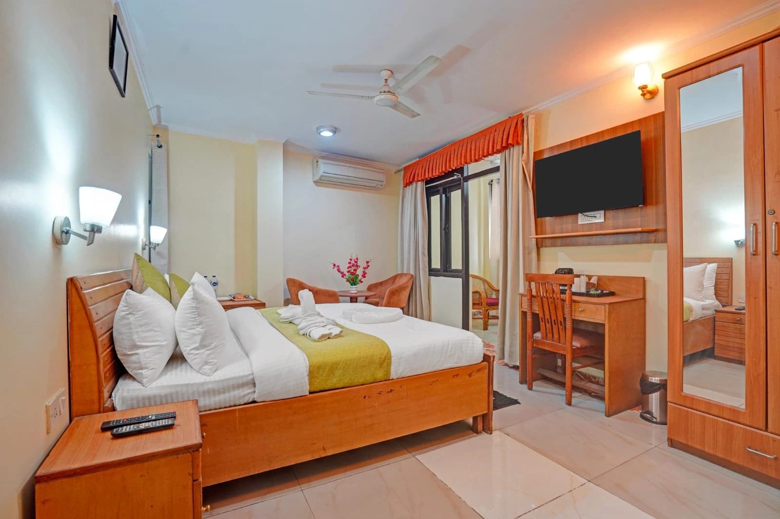 Rishikesh River Retreat